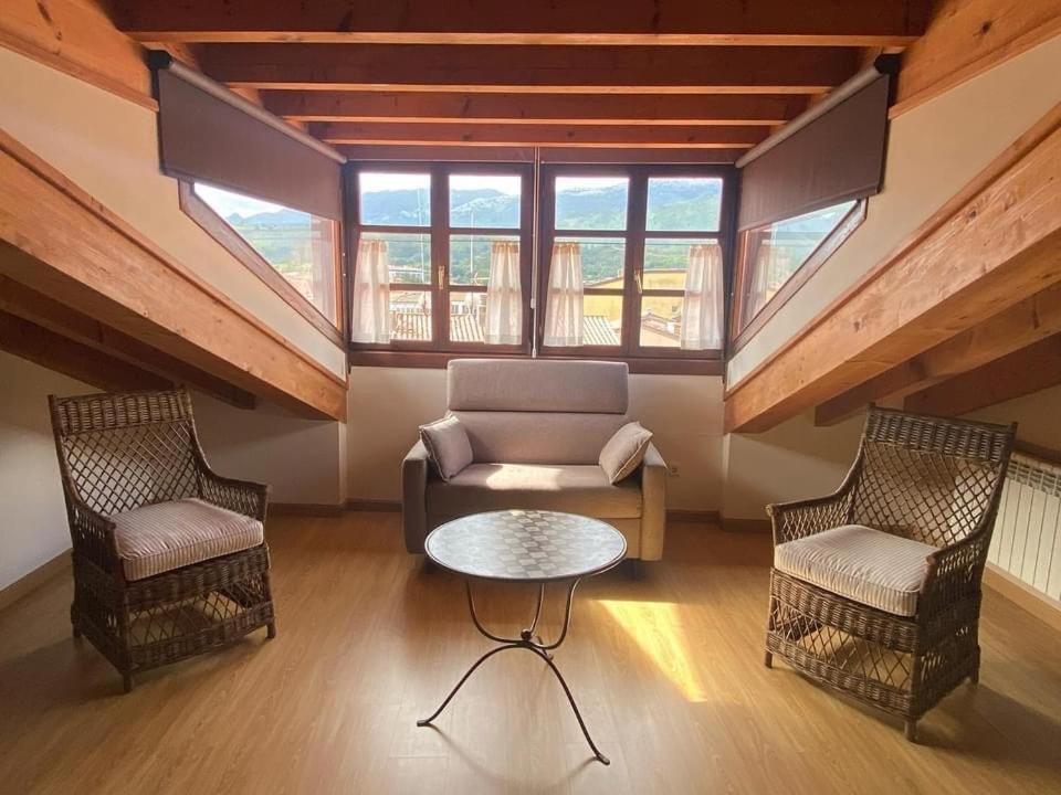 Apartamentos El Cordial De Fausto Llanes Eksteriør bilde